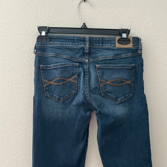 Abercrombie & Fitch Blue Skinny Jeans with Classic Indigo Wash - Picture 4 of 4
